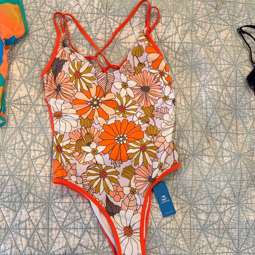 Cupshe Floral One Piece - Orange and White